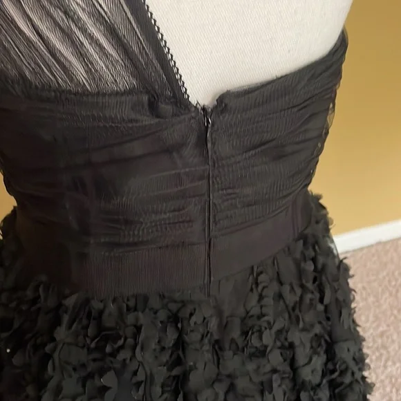 Adrianna Papell - One shoulder evening dress - Picture 9 of 10